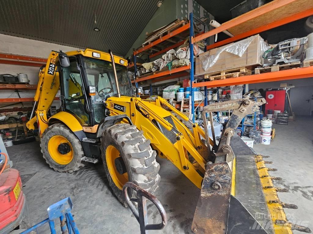 JCB 4 CX Koparko-ładowarki