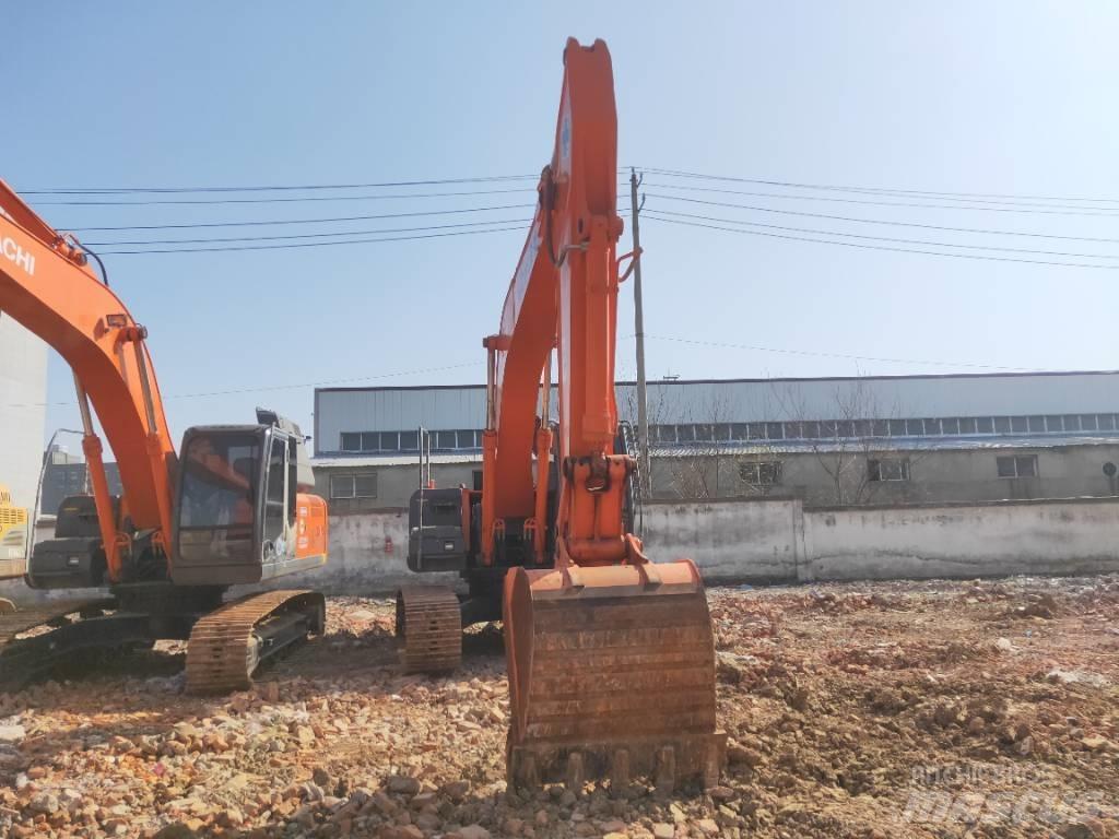 Hitachi ZX 240 Koparki gąsienicowe
