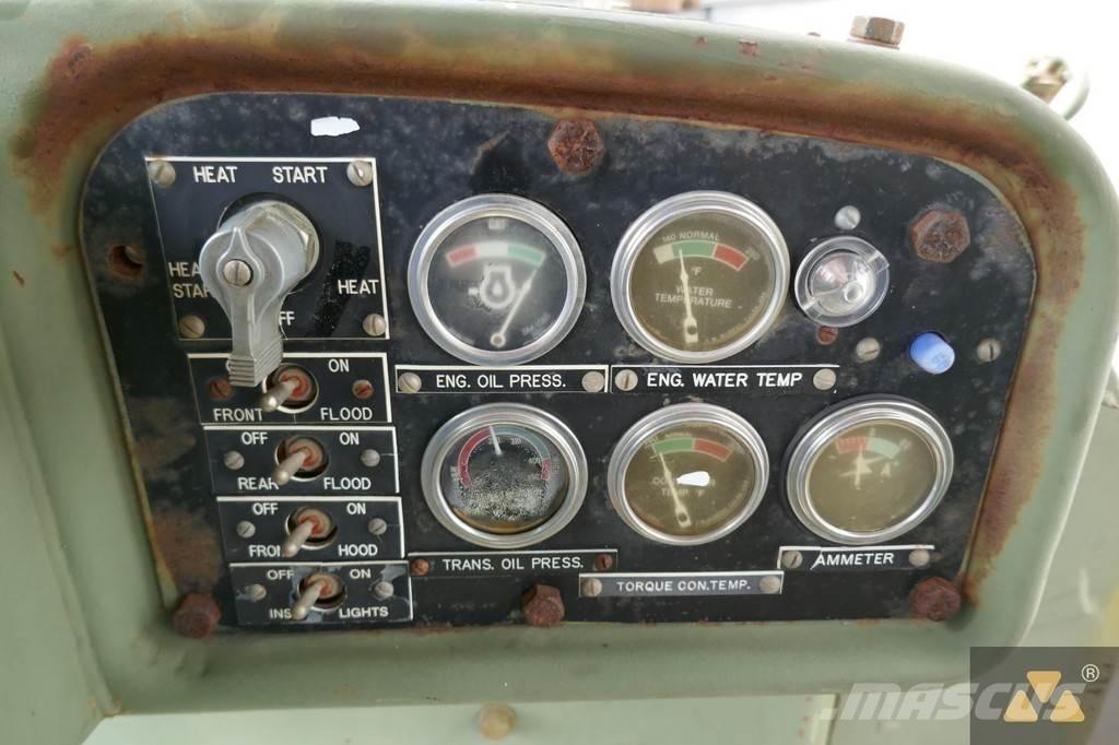 CAT D7F Ex-army Spycharki gąsienicowe