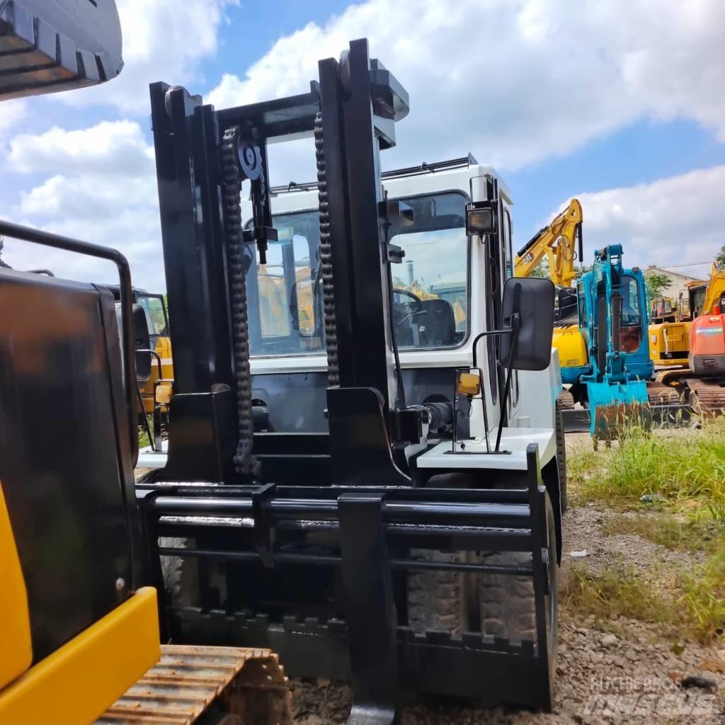 TCM FD100 Wózki Diesla