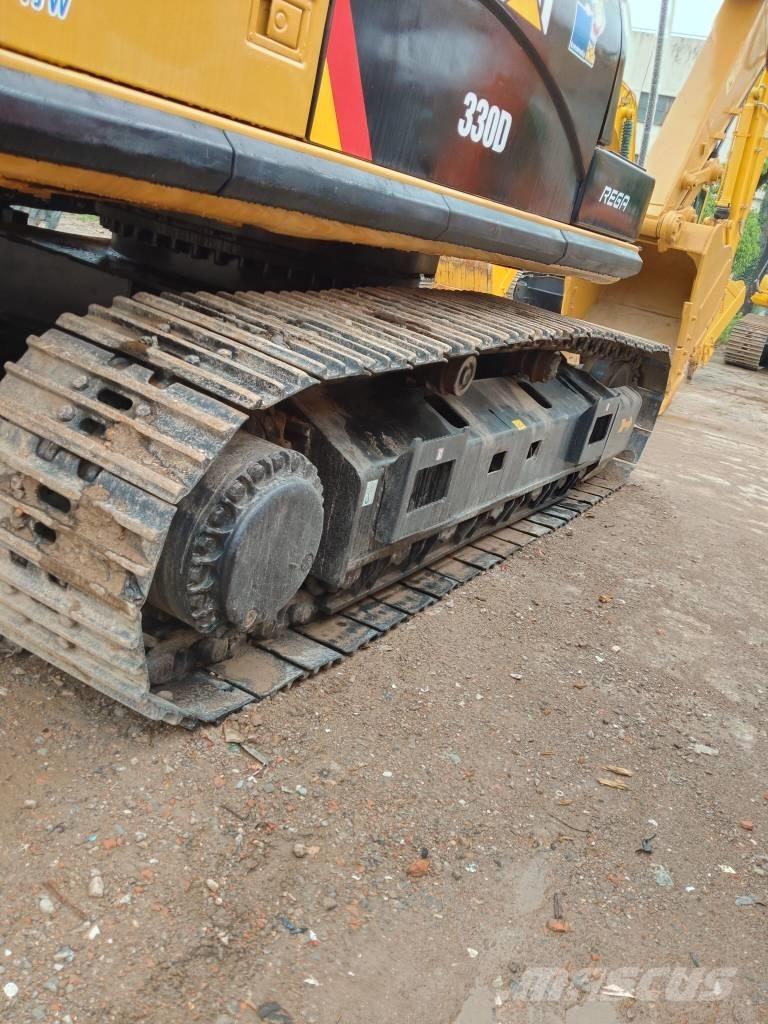 CAT 330 D Koparki gąsienicowe