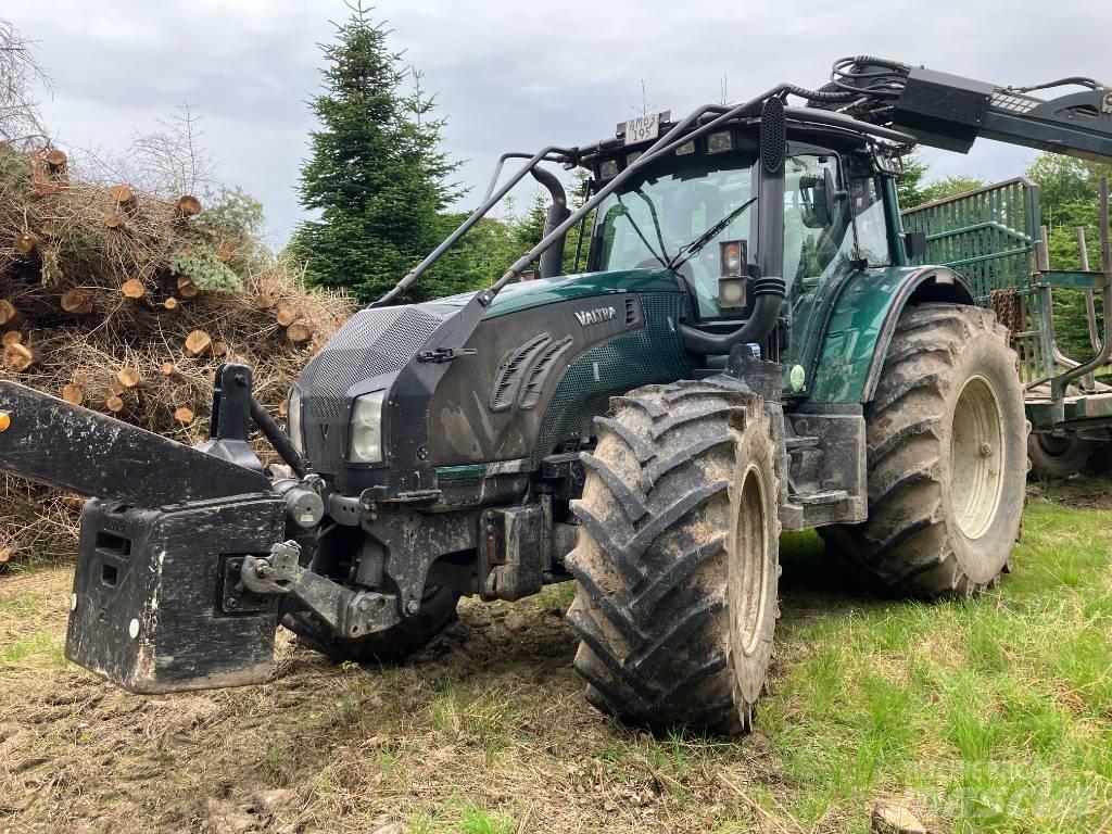 Valtra T 213 V Traktory leśne