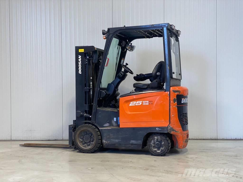 Doosan BC25S-7 Wózki elektryczne