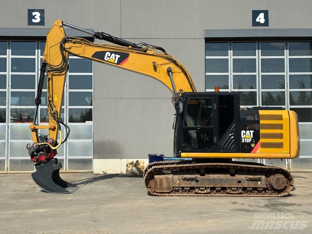 CAT 318 Koparki gąsienicowe