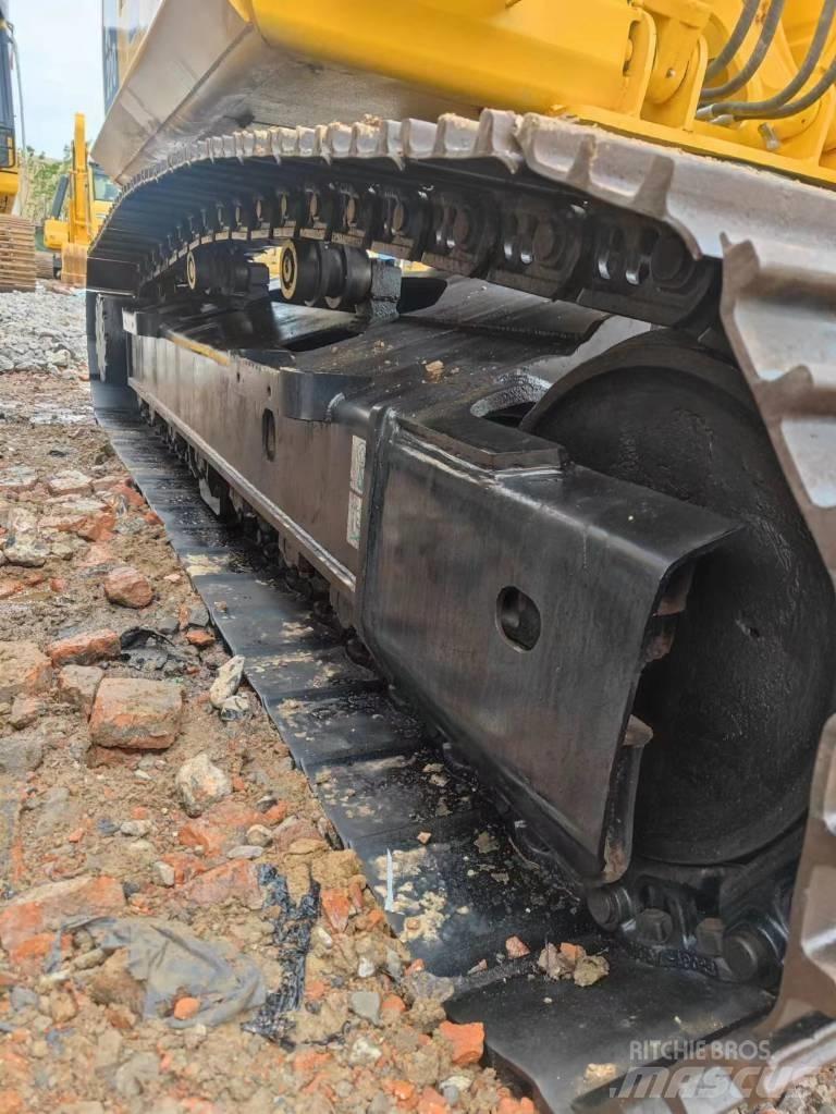 Komatsu PC 200-8 Koparki gąsienicowe