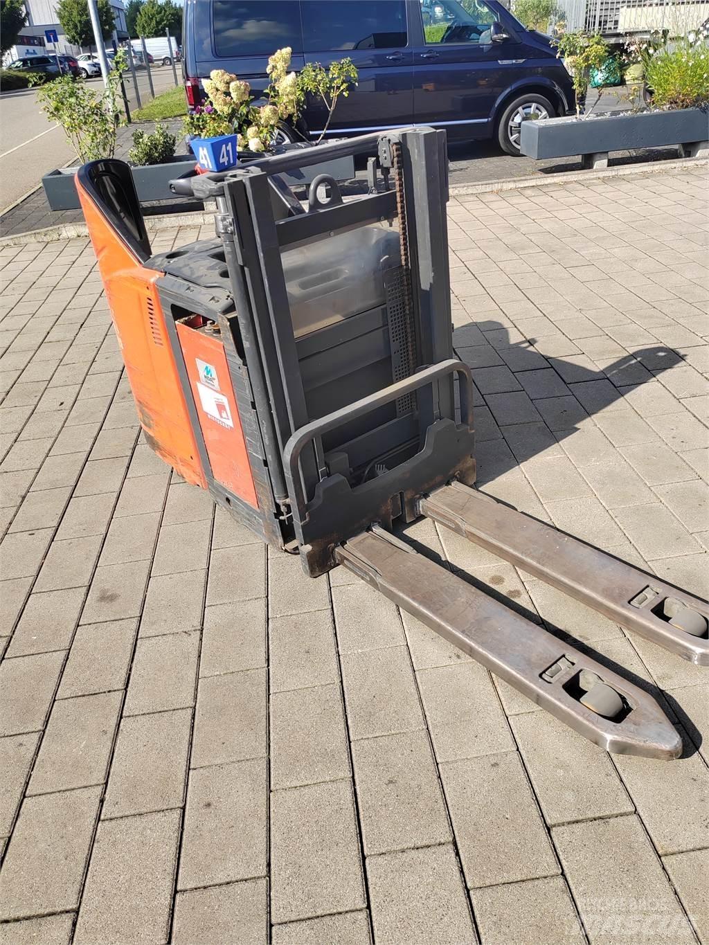 Linde L12 LHP SP Wózki widłowe unoszące z dyszlem