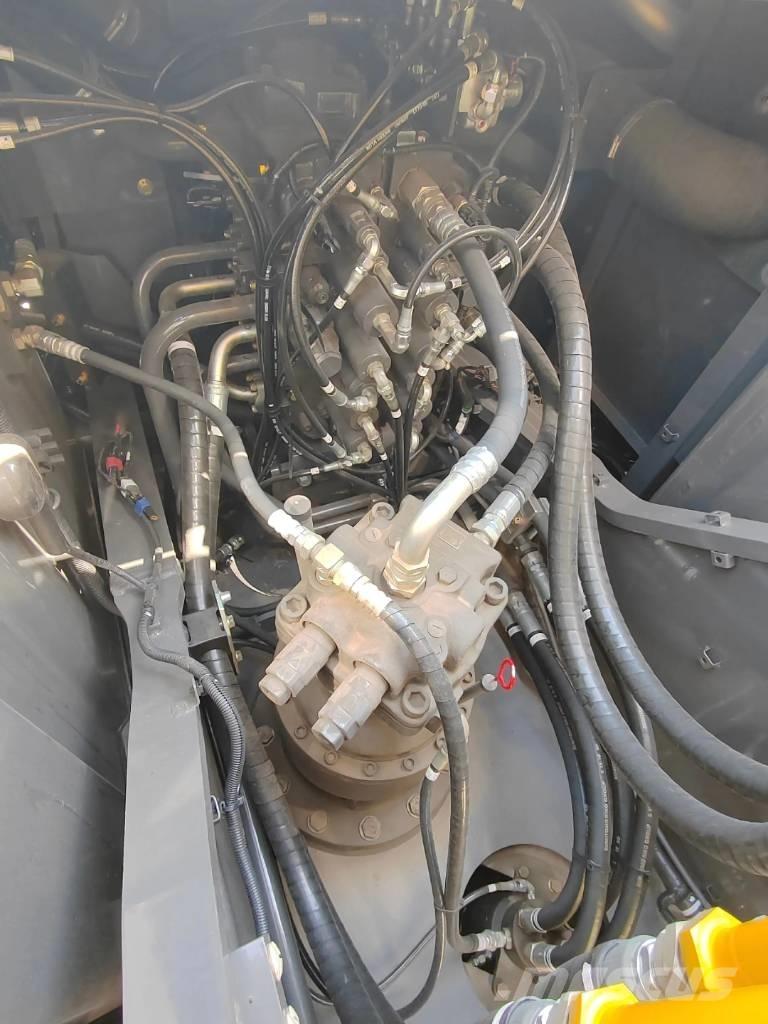 Sumitomo SH210 Koparki gąsienicowe