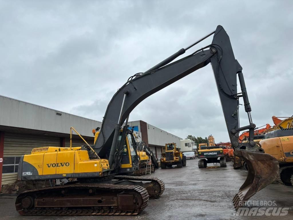 Hyundai 290BLC Koparki gąsienicowe
