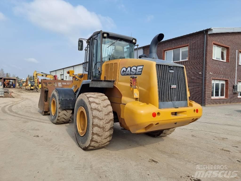 CASE 821 FXR Ładowarki kołowe
