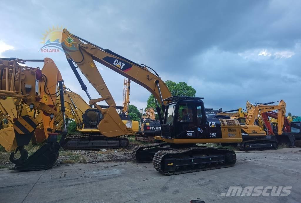 CAT 325 D Koparki gąsienicowe