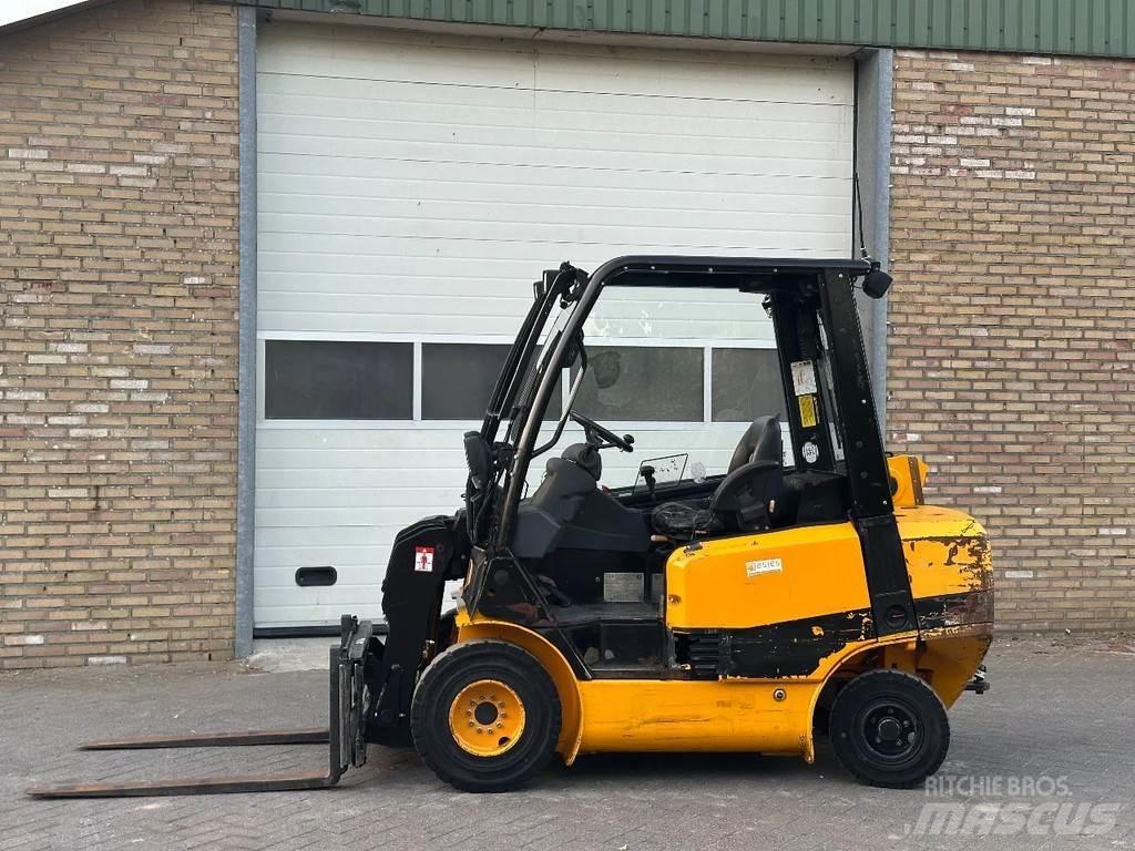 JCB TLT 2,5D Wózki widłowe inne