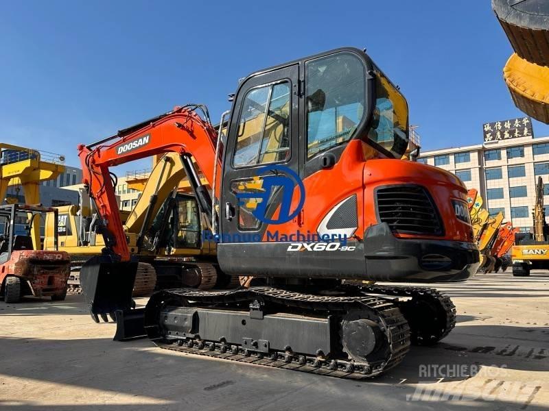 Doosan DX 60 Minikoparki