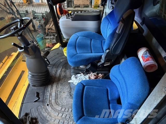 New Holland CX 8080 Kombajny zbożowe