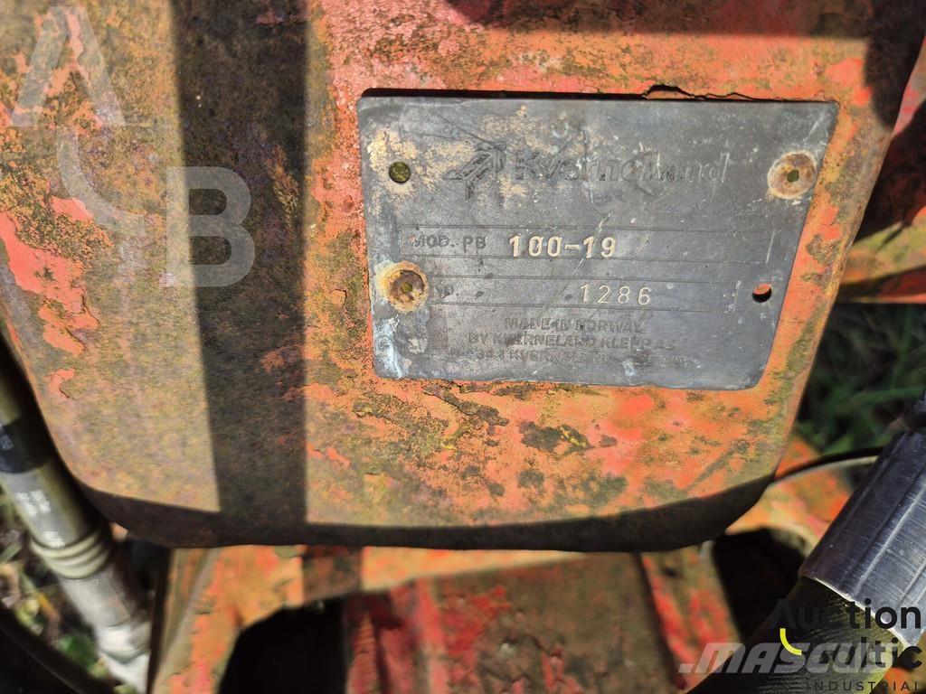 Kverneland 100-19 Pługi obrotowe