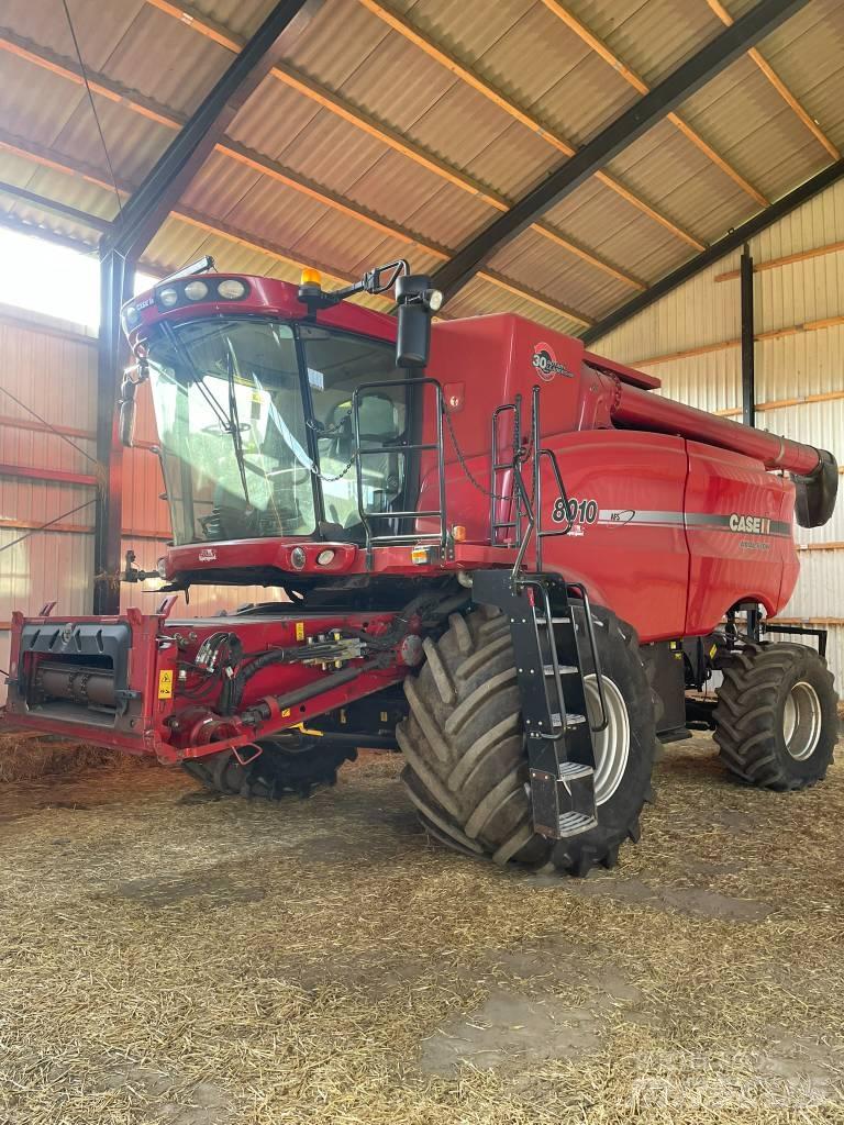 Case IH 8010 Kombajny zbożowe