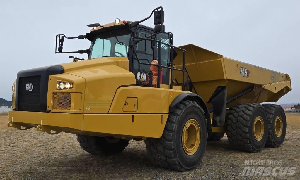 CAT 745 Wozidła przegubowe