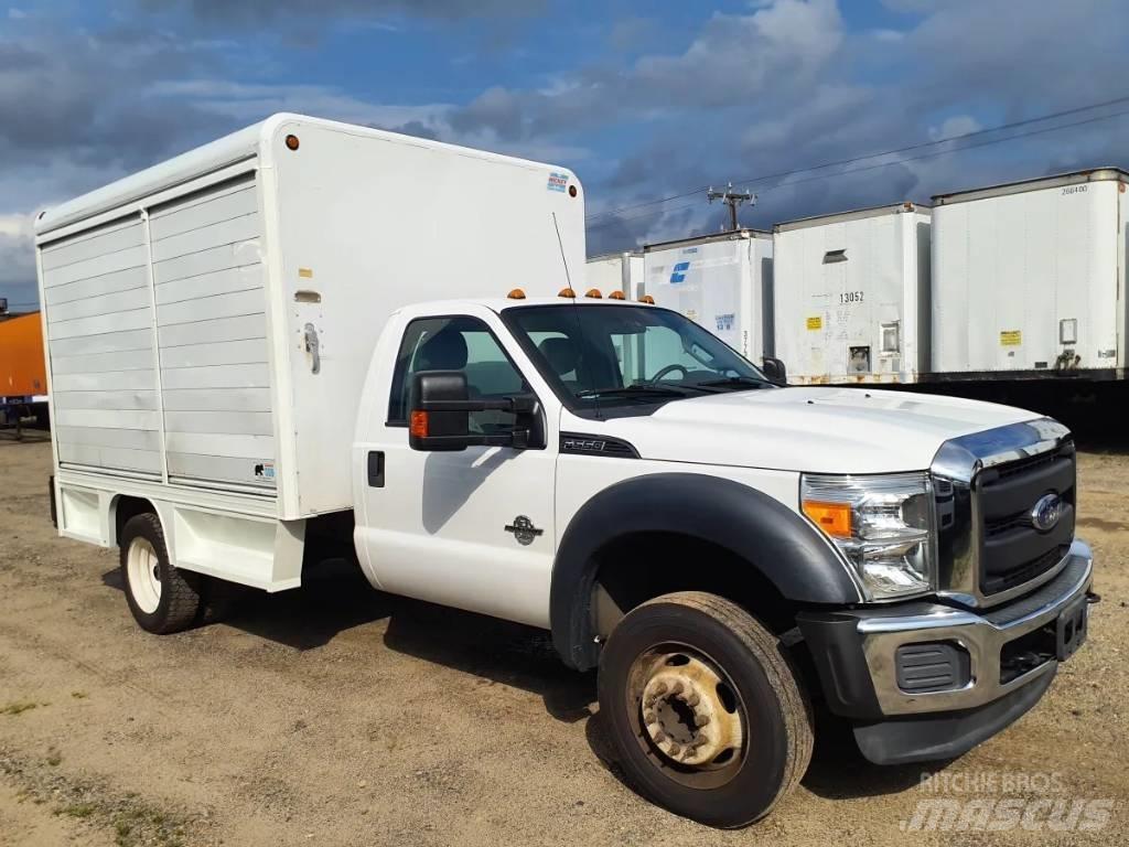Ford F 550 Samochody do transportu napojów