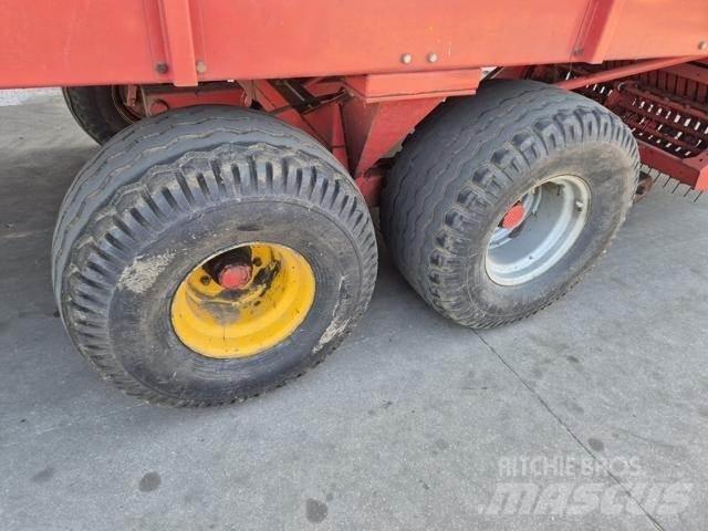 Kverneland TA 465 Przyczepy samozaładowcze