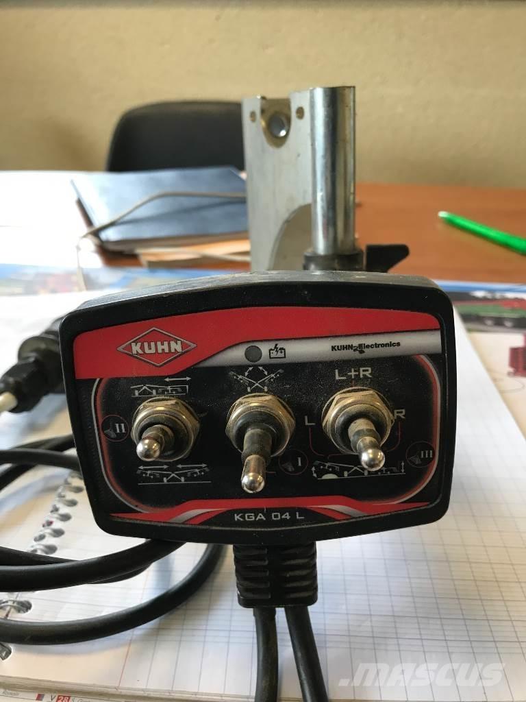 Kuhn GA 8830 Ciągnikowe żniwiarki pokosowe