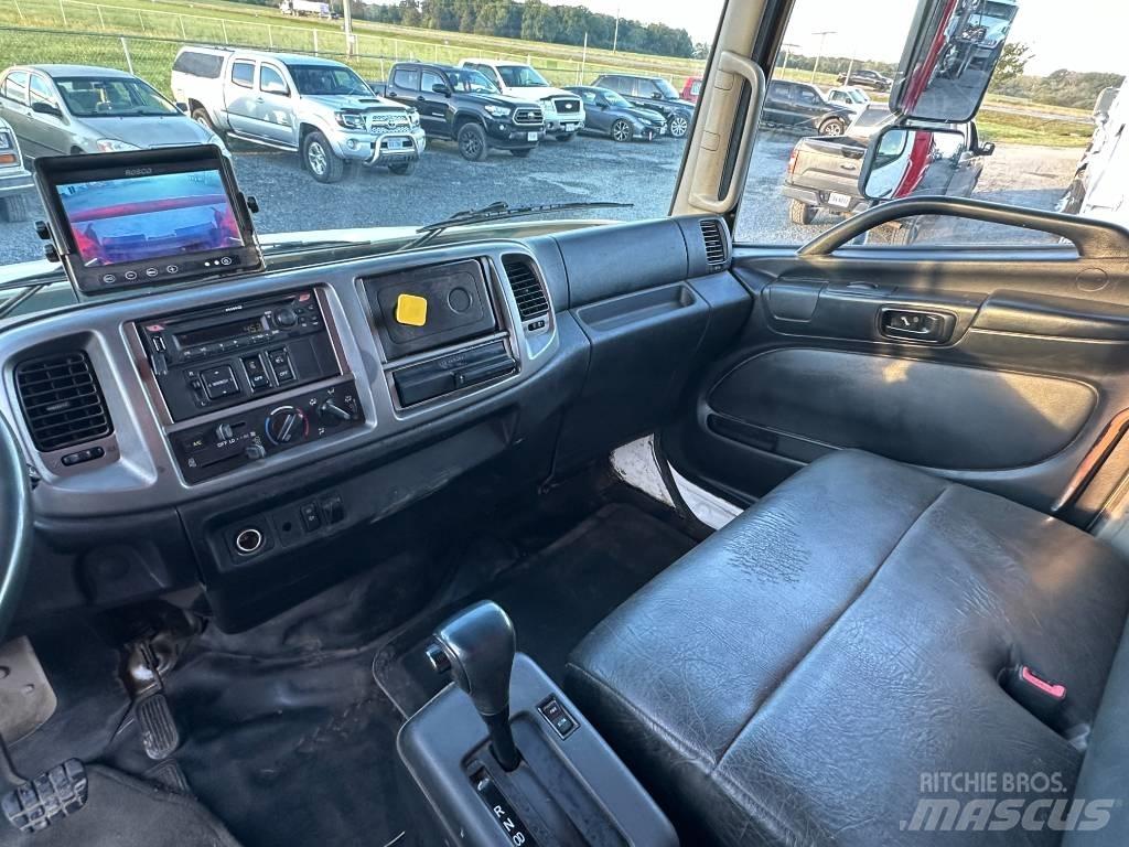 Hino 268 Śmieciarki
