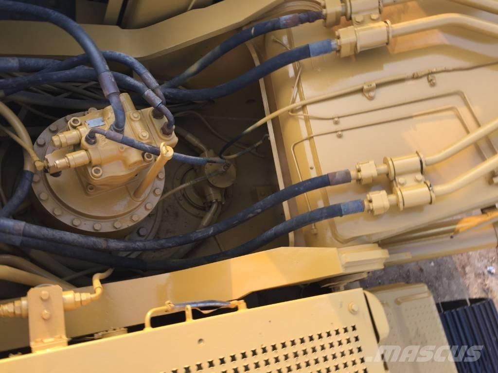 CAT 330 B Koparki gąsienicowe