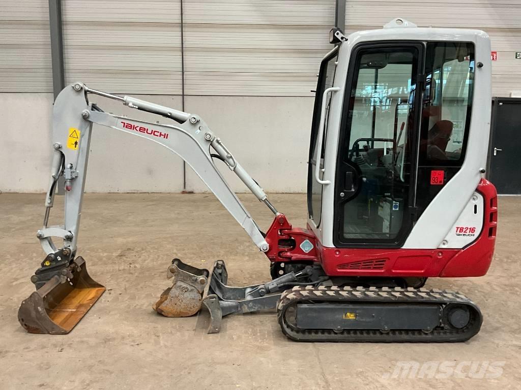 Takeuchi TB 216 Minikoparki