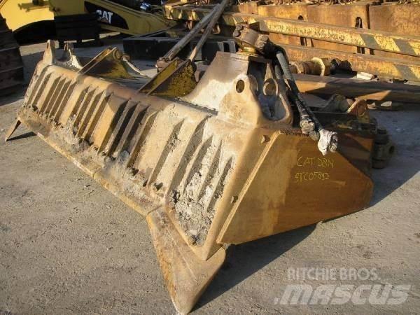 CAT D8N Spycharki gąsienicowe