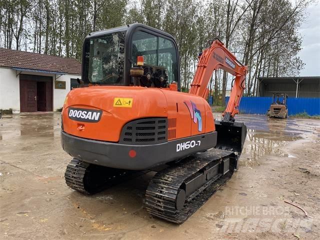Doosan DH 60-7 Minikoparki