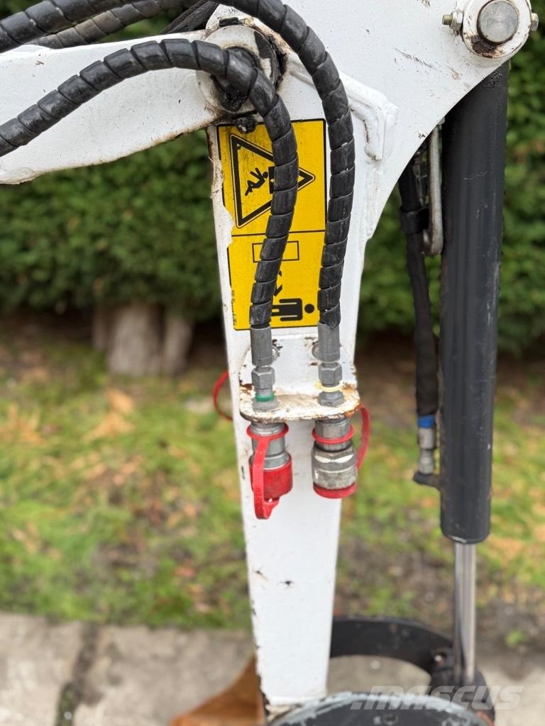 Bobcat E 10z Minikoparki