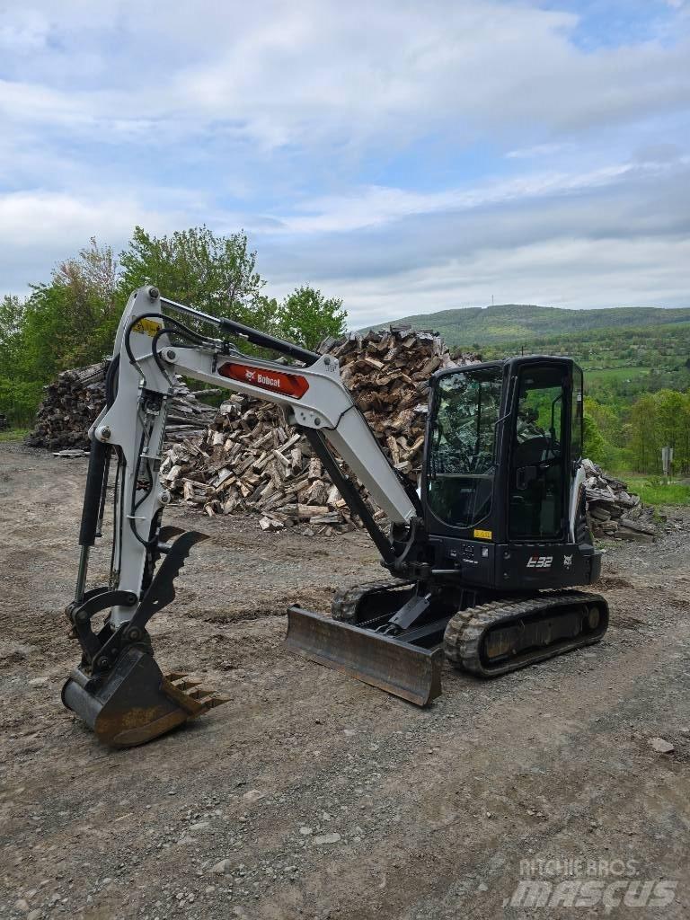 Bobcat E 32 Minikoparki
