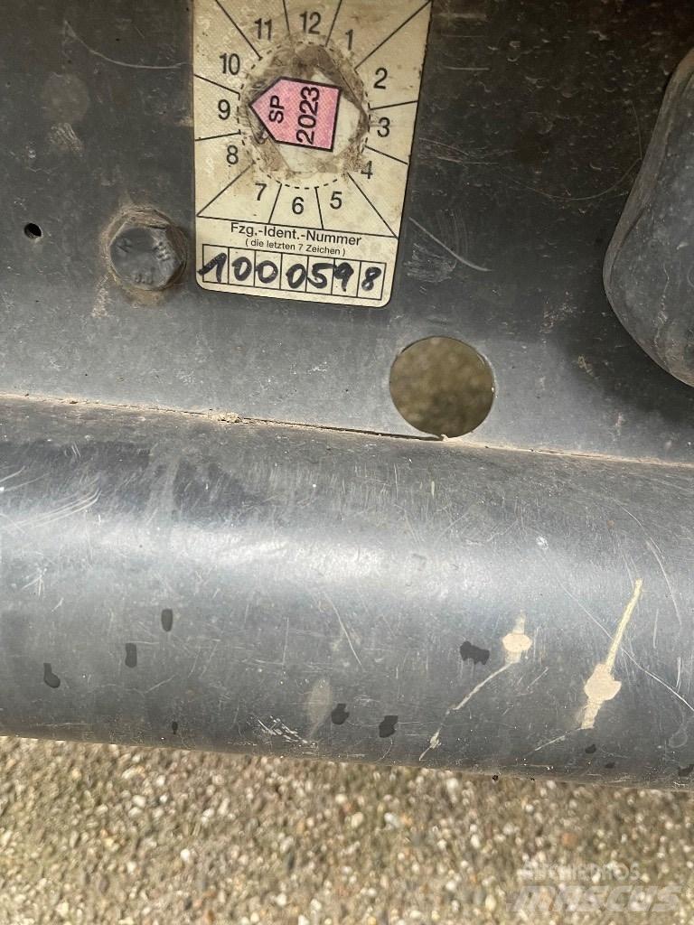 Fliegel 8 ton Przyczepy do transportu samochodów