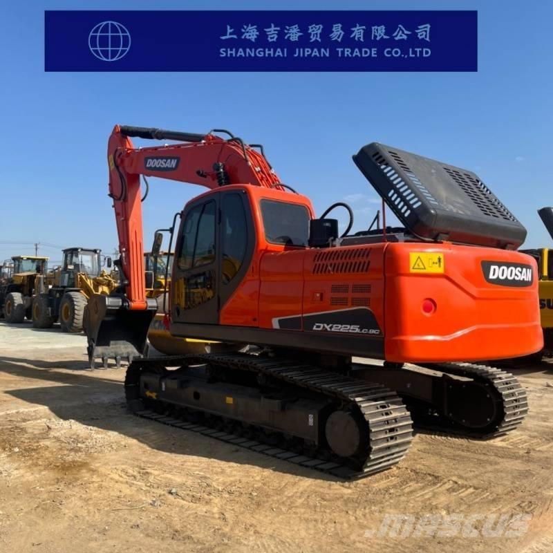 Doosan DX 225 Koparki gąsienicowe