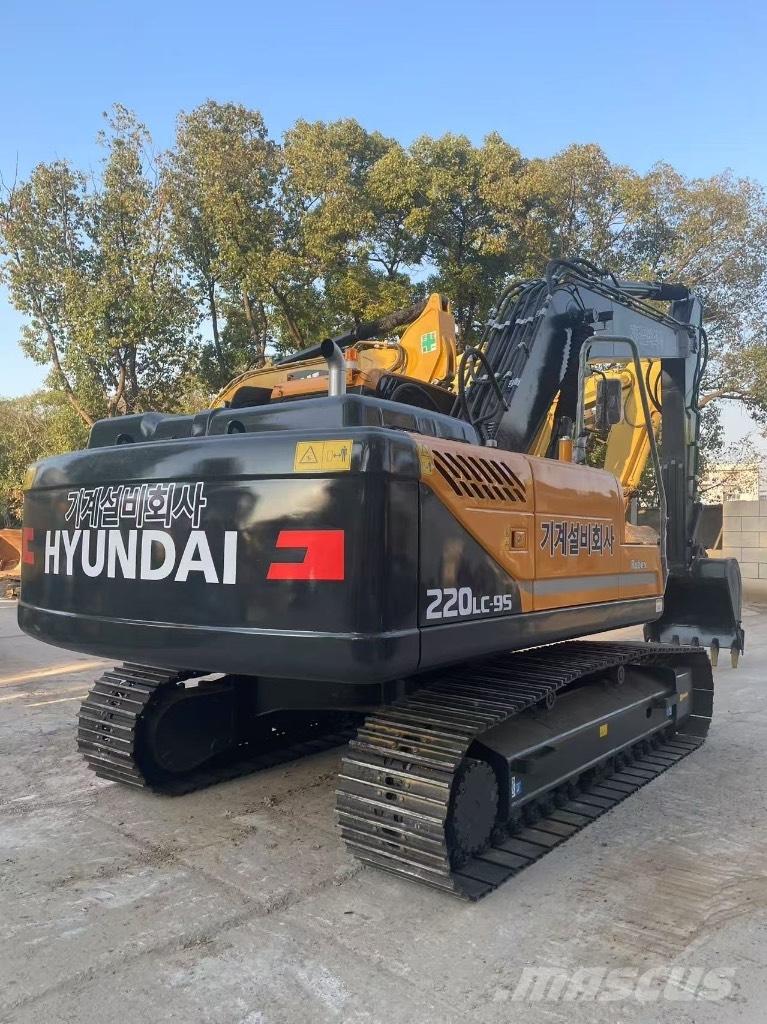 Hyundai 220LC-9S Koparki gąsienicowe