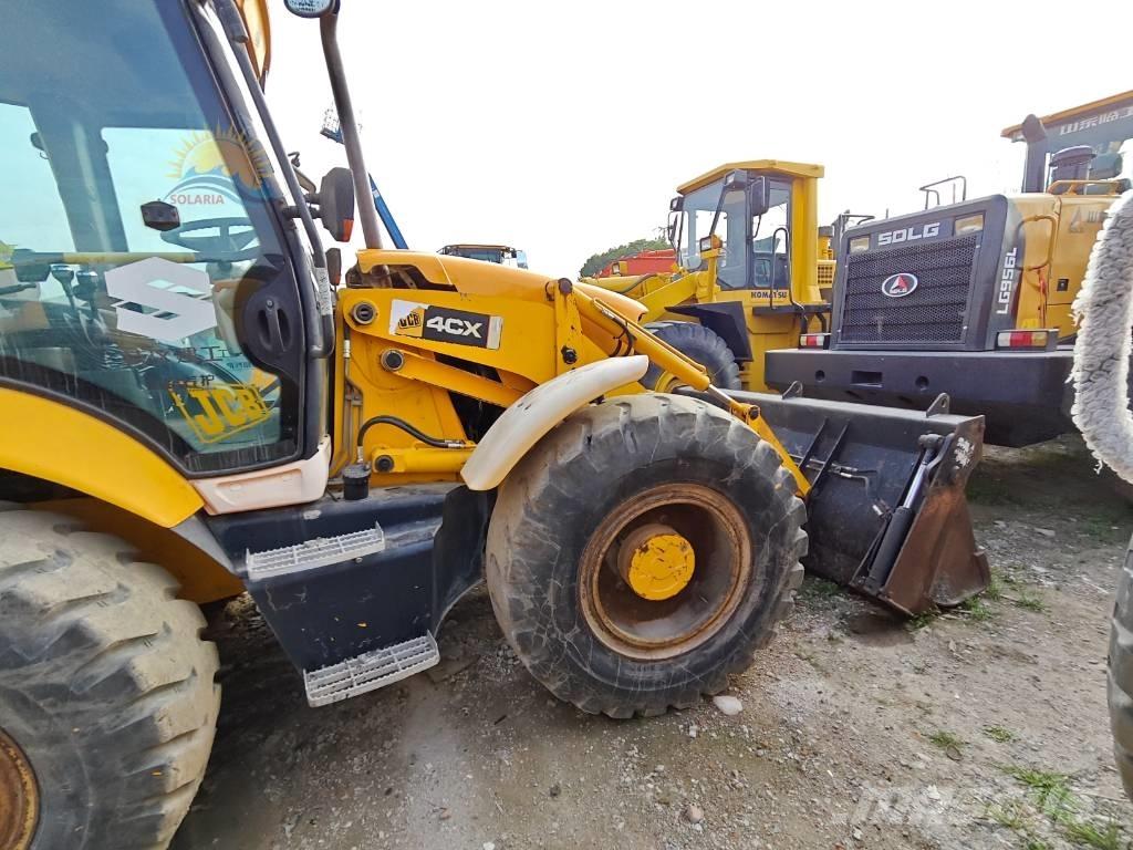 JCB 4CX Koparko-ładowarki