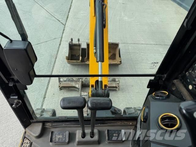 JCB 16C-1 Minikoparki
