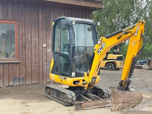 JCB 8018 Minikoparki