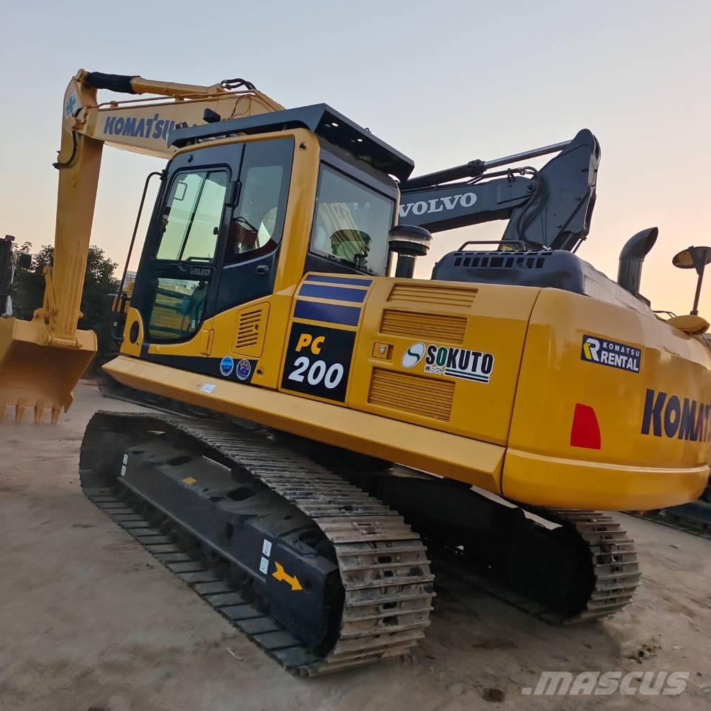 Komatsu PC 200-8 Koparki gąsienicowe