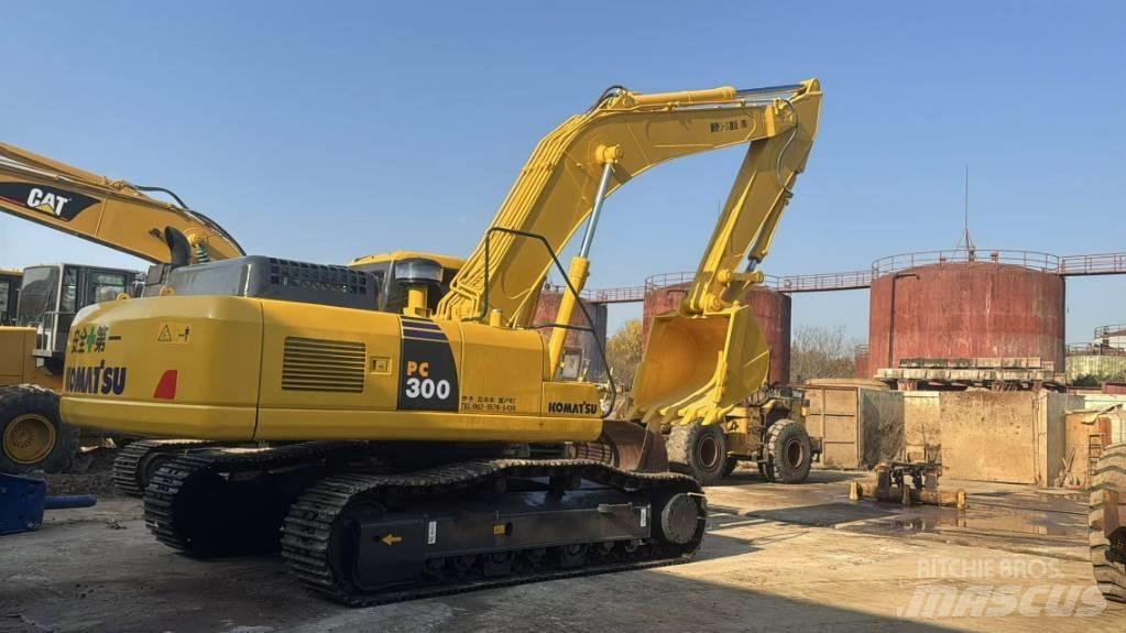 Komatsu PC 300 Koparki gąsienicowe
