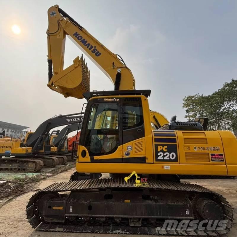 Komatsu PC 220-8 Koparki gąsienicowe