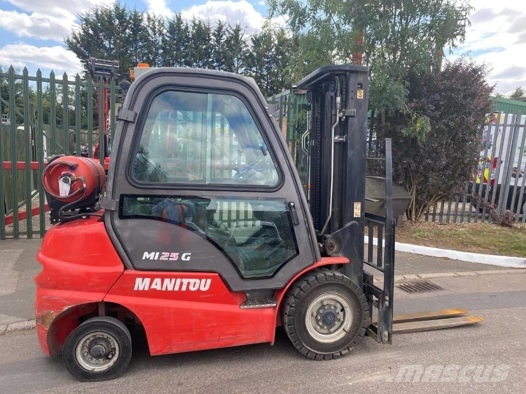 Manitou MI 25 G Wózki LPG
