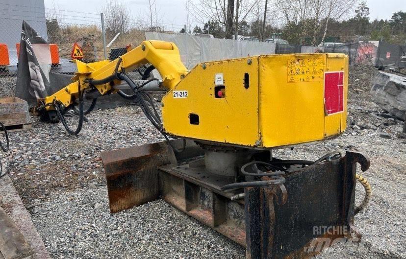 Brokk 330 Koparki gąsienicowe