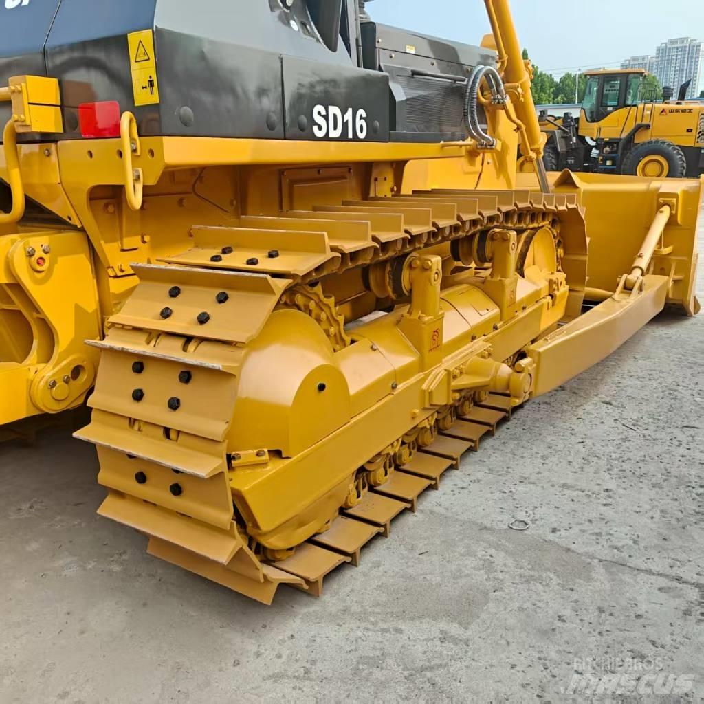 Shantui SD 16 L Równiarki