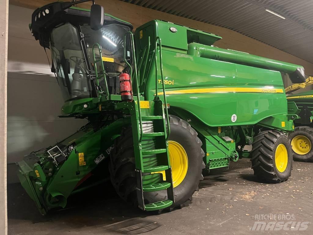 John Deere T550i Kombajny zbożowe
