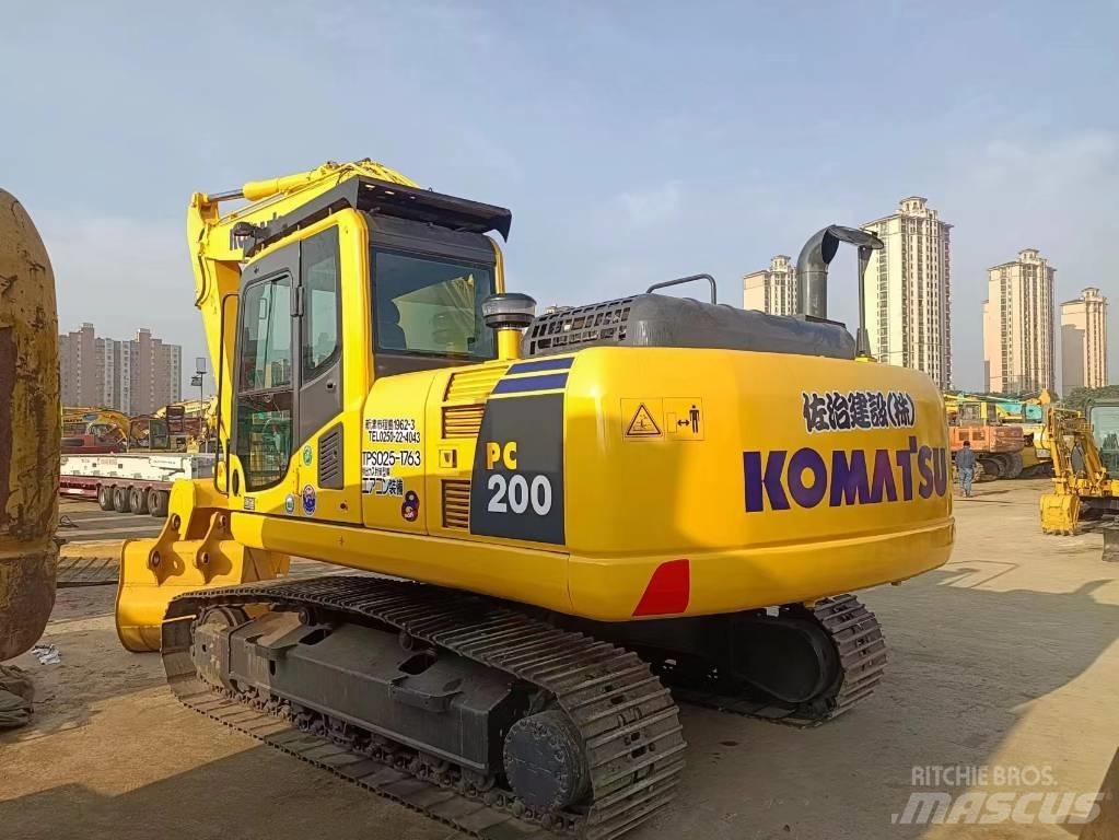 Komatsu pc200-8 Koparki gąsienicowe