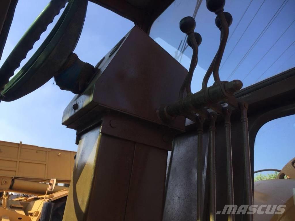 CAT 140 H Równiarki