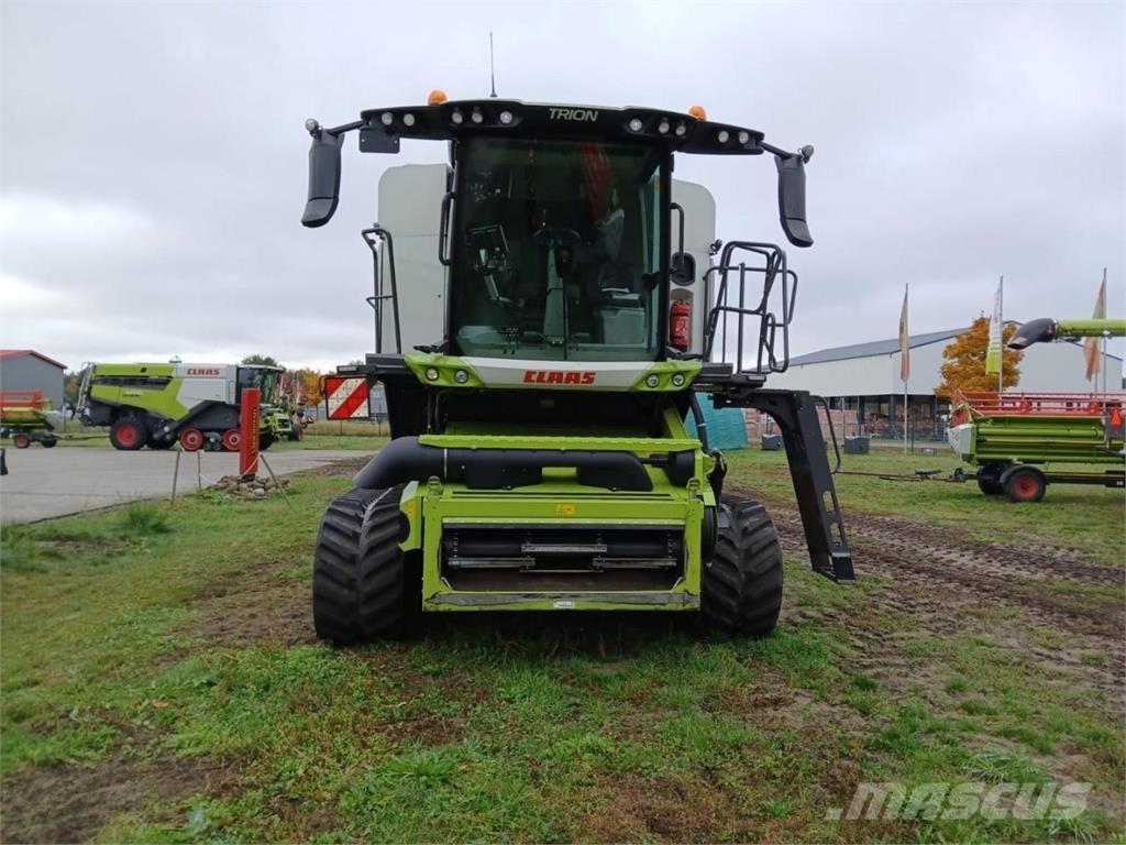 CLAAS Trion 660 TT Kombajny zbożowe