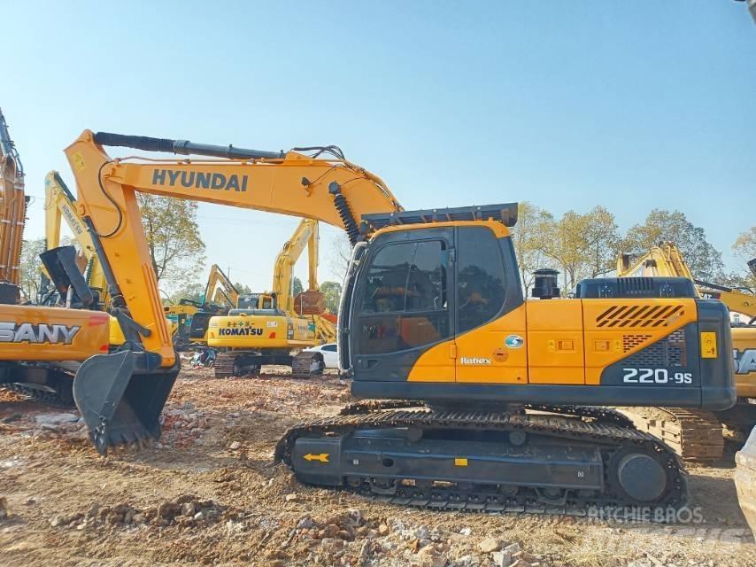 Hyundai R220-9 Koparki gąsienicowe