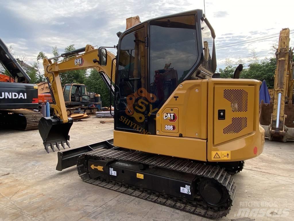 CAT 306 Minikoparki