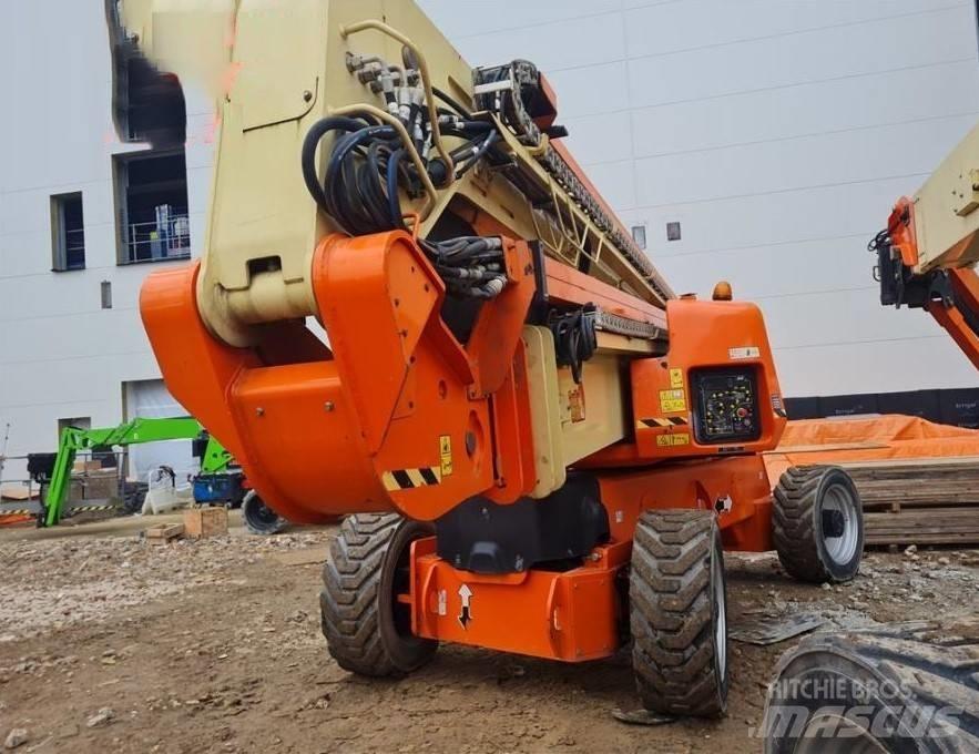 JLG 1250 AJP Podnośniki przegubowe