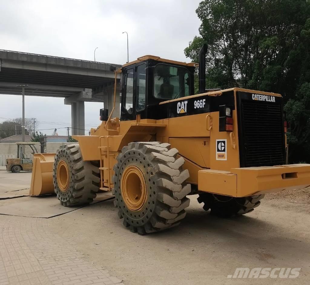 CAT 966 F Ładowarki kołowe